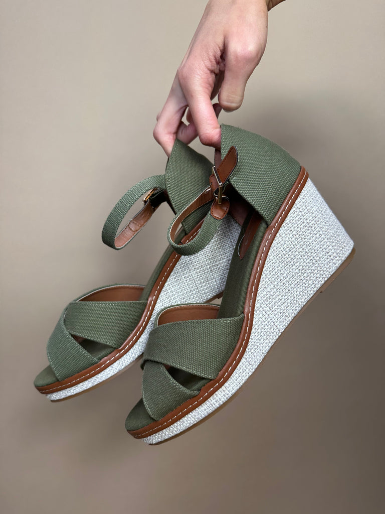Canvas Wedge-Shoe-Paco