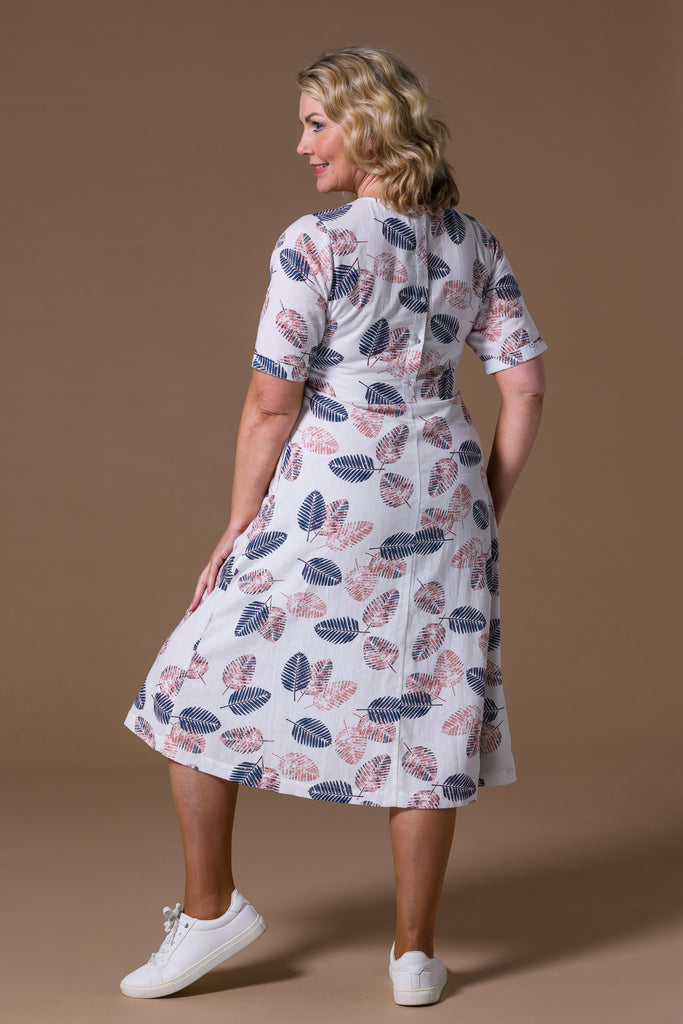 Leaf Pockets Dress - Off White-Dresses-Paco