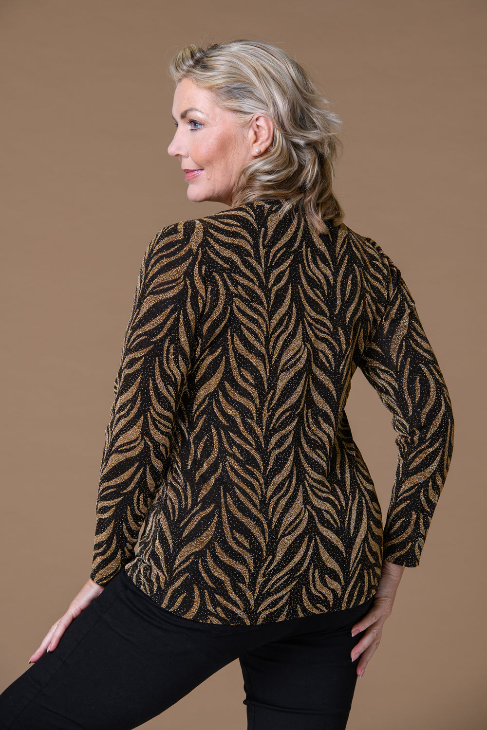 Slinky Animal Print Top BLACK/BROWN